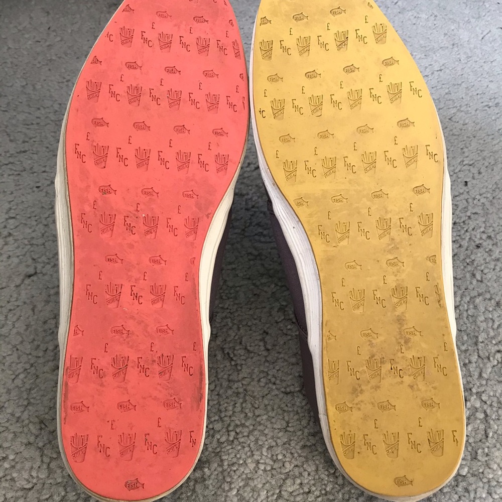 Fish ‘n chips slip ons
